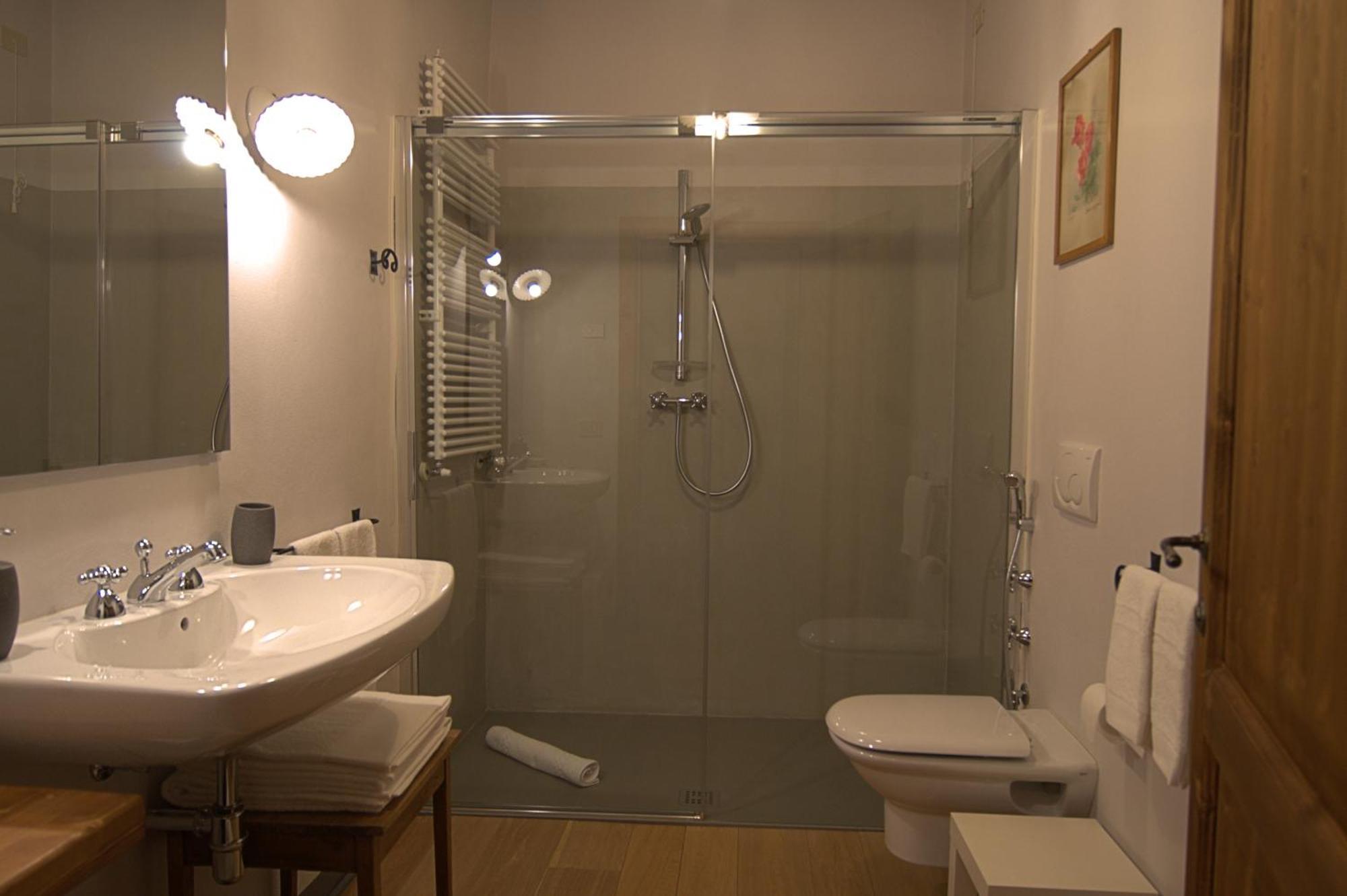 Palazzo Juvalta Bed & Breakfast Teglio Room photo